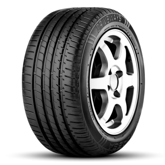 LASSA DRIVEWAYS 255/45 R18