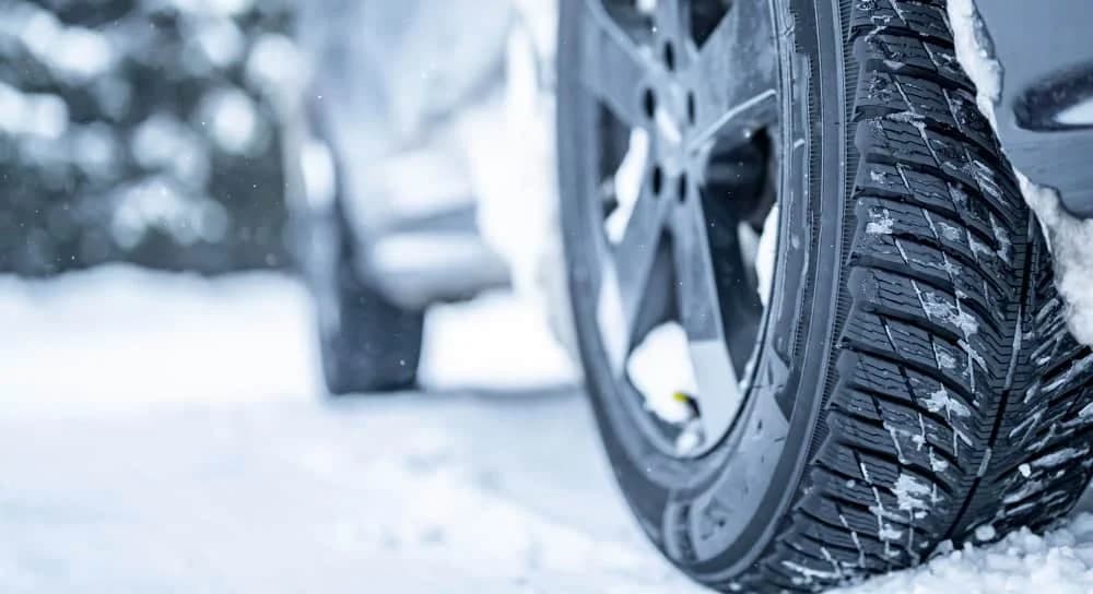 Cum au evoluat anvelopele de iarnă – tehnologii moderne pentru aderență maximă