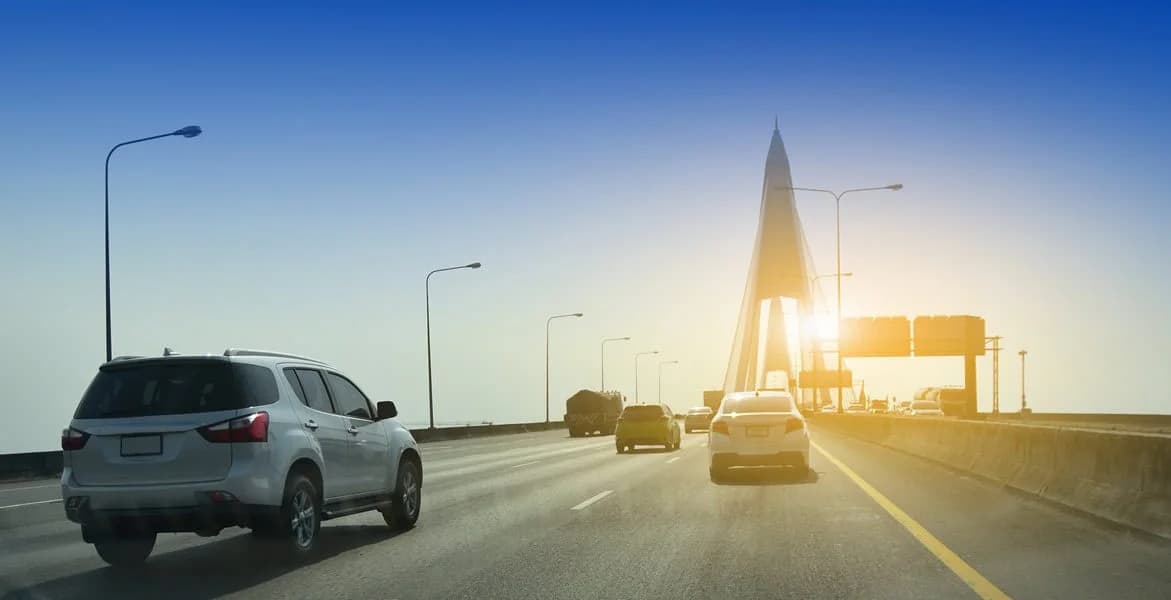 Diferențele dintre anvelopele pentru autostrăzi și cele pentru teren accidentat
